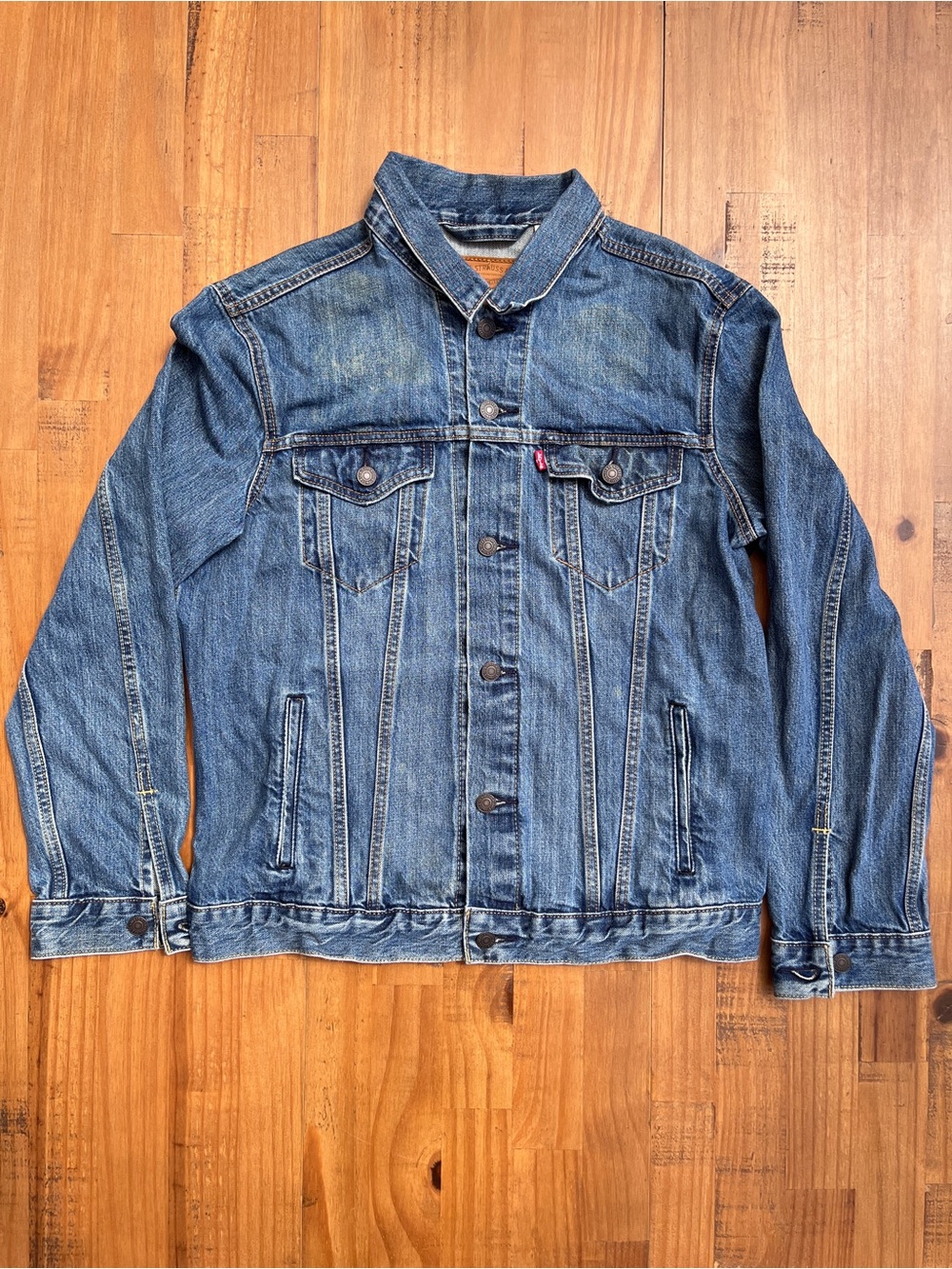 Levi's Men’s L Blue Denim Trucker Jacket Medium Wash